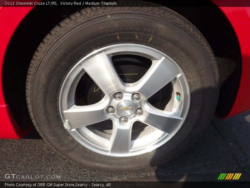 Victory Red / Medium Titanium 2013 Chevrolet Cruze LT/RS