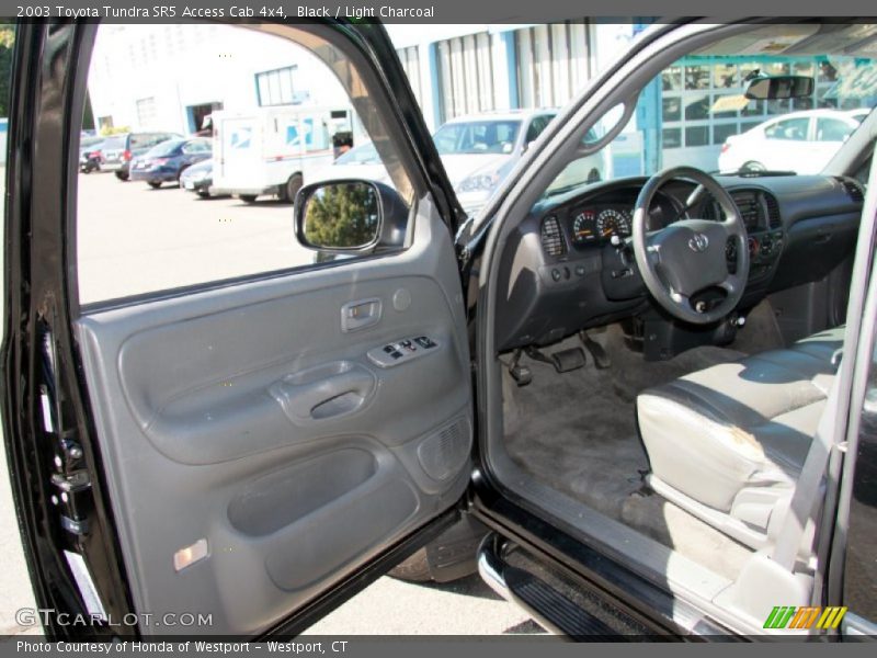 Black / Light Charcoal 2003 Toyota Tundra SR5 Access Cab 4x4
