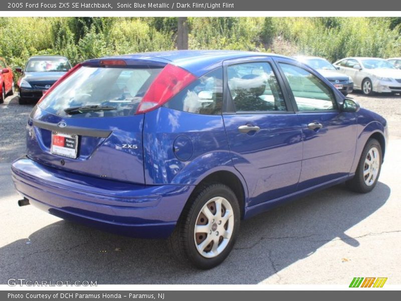 Sonic Blue Metallic / Dark Flint/Light Flint 2005 Ford Focus ZX5 SE Hatchback