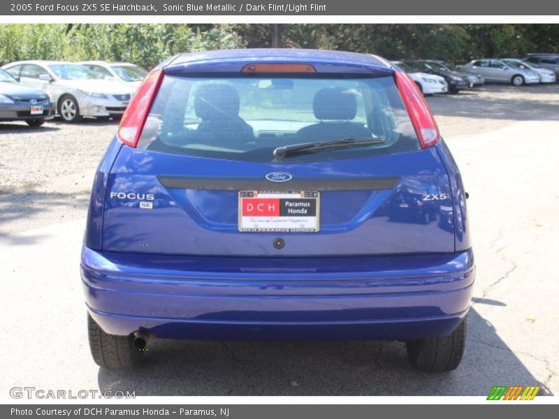 Sonic Blue Metallic / Dark Flint/Light Flint 2005 Ford Focus ZX5 SE Hatchback