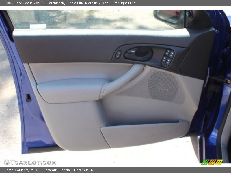 Door Panel of 2005 Focus ZX5 SE Hatchback