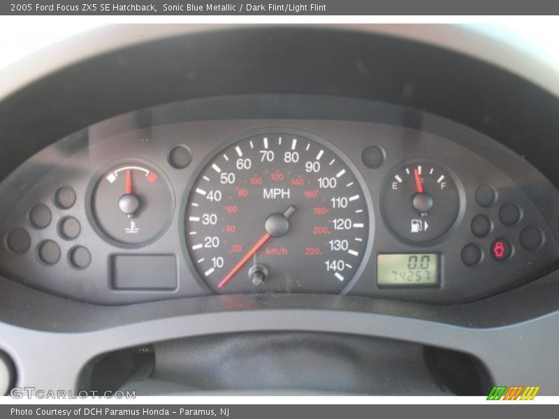  2005 Focus ZX5 SE Hatchback ZX5 SE Hatchback Gauges