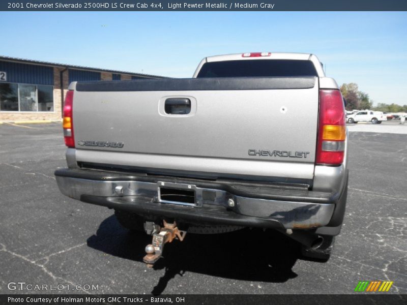 Light Pewter Metallic / Medium Gray 2001 Chevrolet Silverado 2500HD LS Crew Cab 4x4