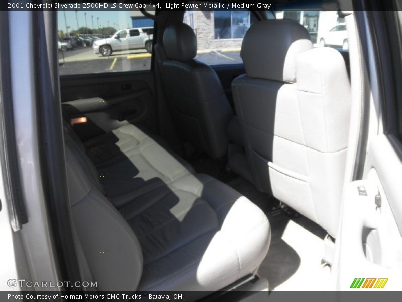 Light Pewter Metallic / Medium Gray 2001 Chevrolet Silverado 2500HD LS Crew Cab 4x4