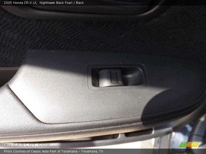 Nighthawk Black Pearl / Black 2005 Honda CR-V LX