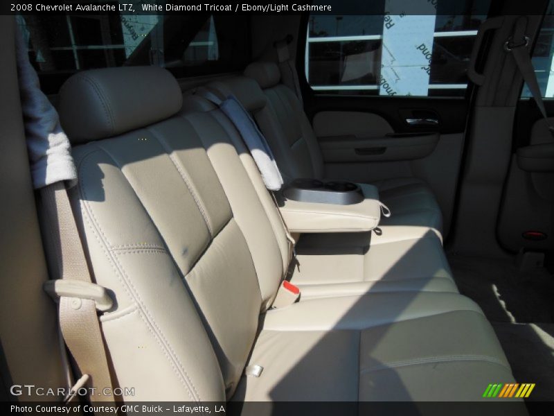 White Diamond Tricoat / Ebony/Light Cashmere 2008 Chevrolet Avalanche LTZ