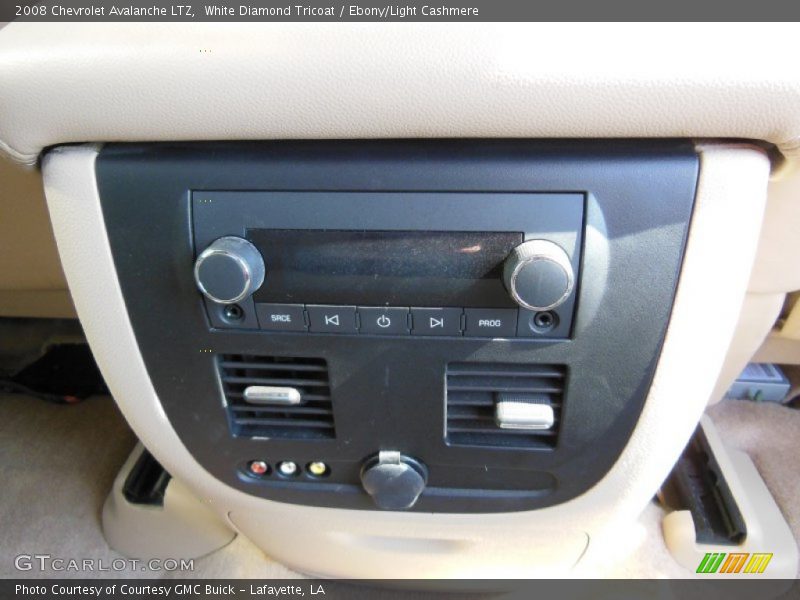 White Diamond Tricoat / Ebony/Light Cashmere 2008 Chevrolet Avalanche LTZ
