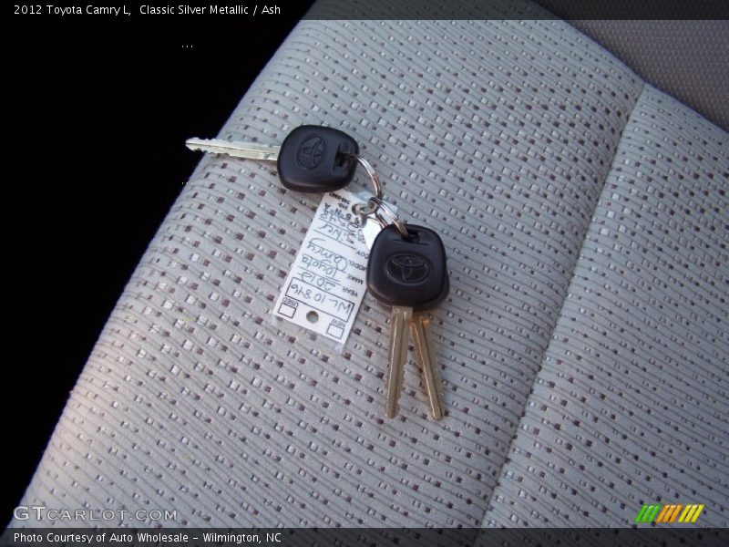 Classic Silver Metallic / Ash 2012 Toyota Camry L