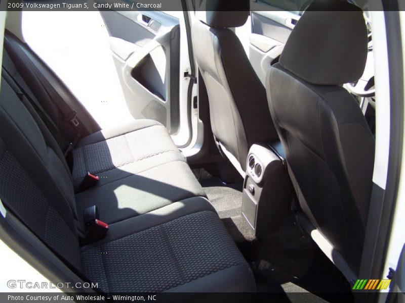 Candy White / Charcoal 2009 Volkswagen Tiguan S