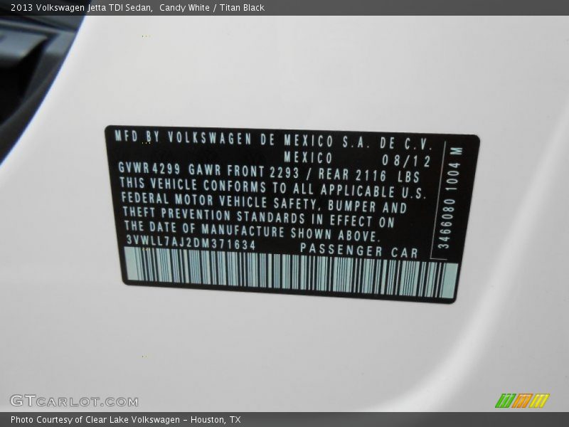 Candy White / Titan Black 2013 Volkswagen Jetta TDI Sedan