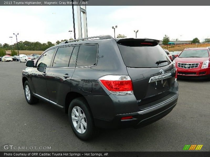 Magnetic Gray Metallic / Ash 2013 Toyota Highlander