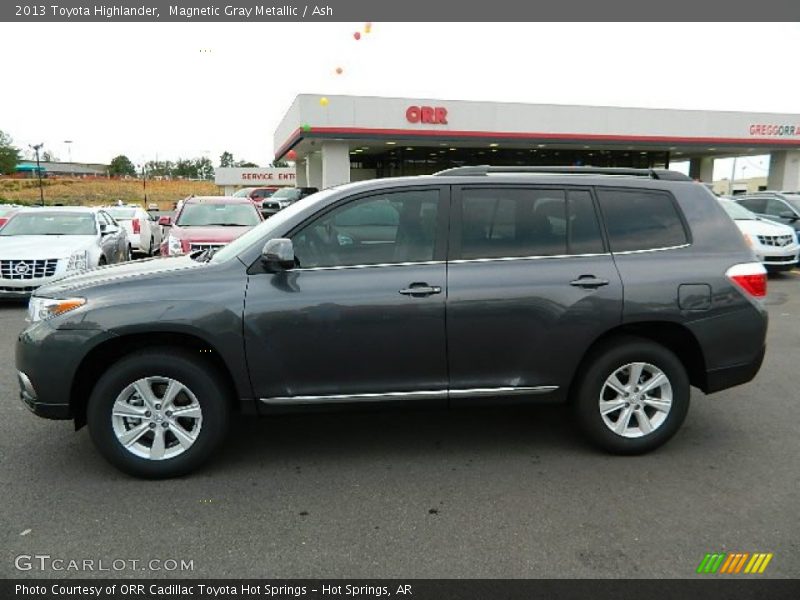 Magnetic Gray Metallic / Ash 2013 Toyota Highlander