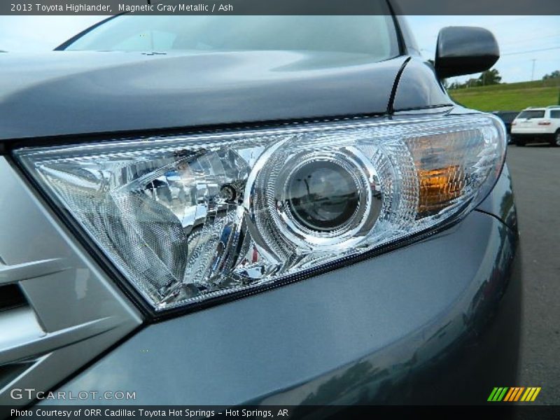 Magnetic Gray Metallic / Ash 2013 Toyota Highlander