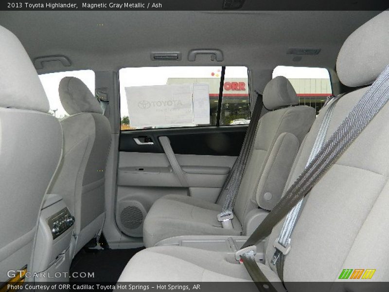 Magnetic Gray Metallic / Ash 2013 Toyota Highlander