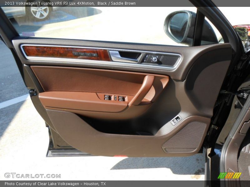 Door Panel of 2013 Touareg VR6 FSI Lux 4XMotion