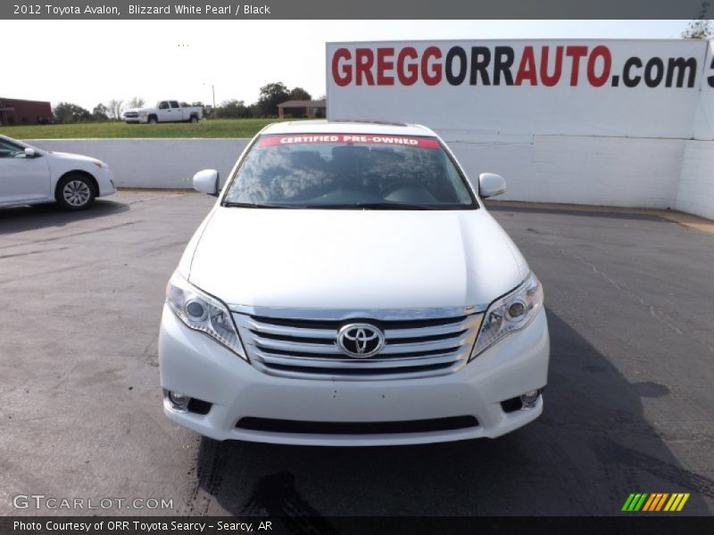 Blizzard White Pearl / Black 2012 Toyota Avalon