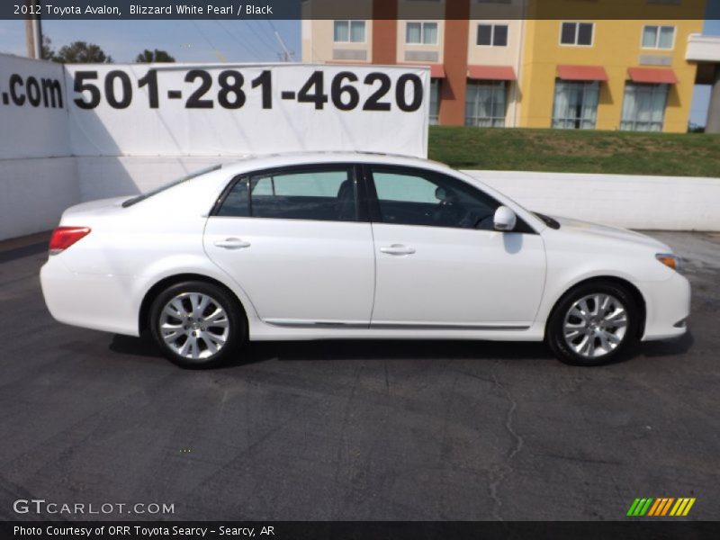 Blizzard White Pearl / Black 2012 Toyota Avalon