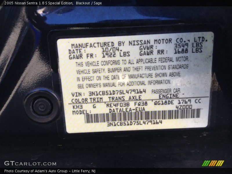 Blackout / Sage 2005 Nissan Sentra 1.8 S Special Edition