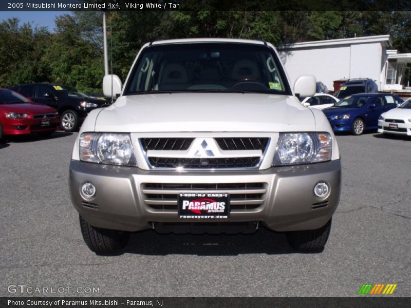 Viking White / Tan 2005 Mitsubishi Montero Limited 4x4