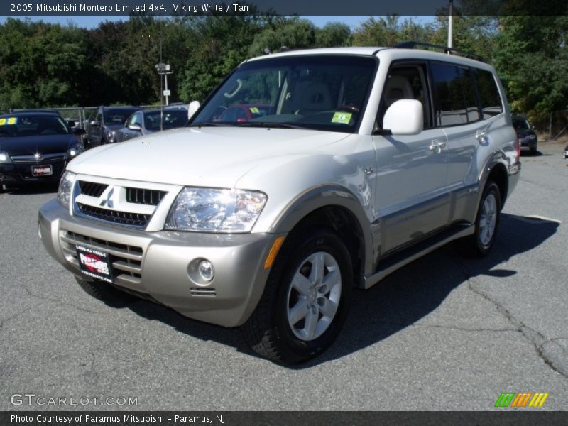 Viking White / Tan 2005 Mitsubishi Montero Limited 4x4