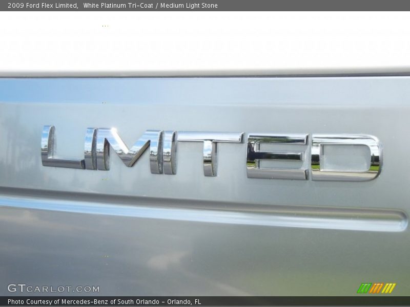 White Platinum Tri-Coat / Medium Light Stone 2009 Ford Flex Limited
