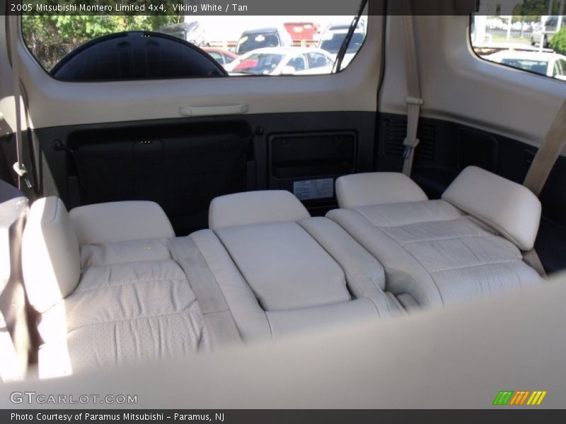 Viking White / Tan 2005 Mitsubishi Montero Limited 4x4
