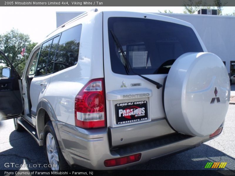 Viking White / Tan 2005 Mitsubishi Montero Limited 4x4