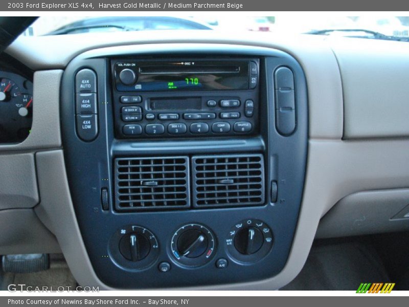 Harvest Gold Metallic / Medium Parchment Beige 2003 Ford Explorer XLS 4x4