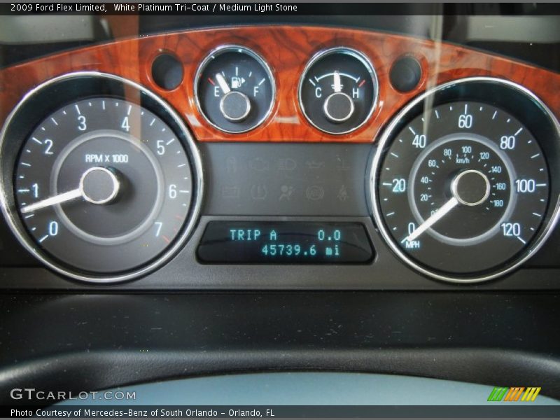 White Platinum Tri-Coat / Medium Light Stone 2009 Ford Flex Limited