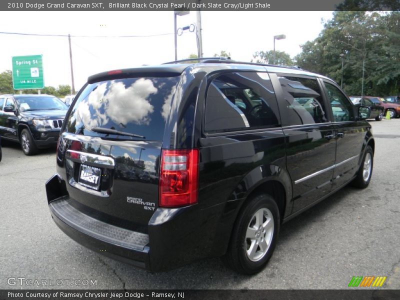 Brilliant Black Crystal Pearl / Dark Slate Gray/Light Shale 2010 Dodge Grand Caravan SXT