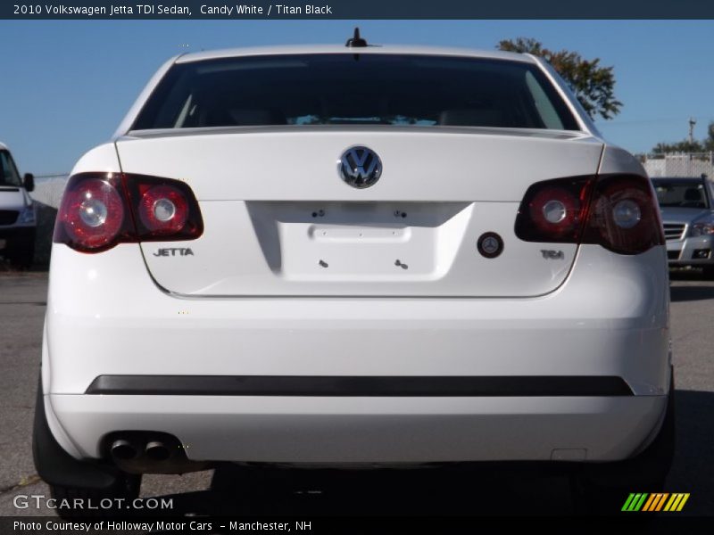 Candy White / Titan Black 2010 Volkswagen Jetta TDI Sedan