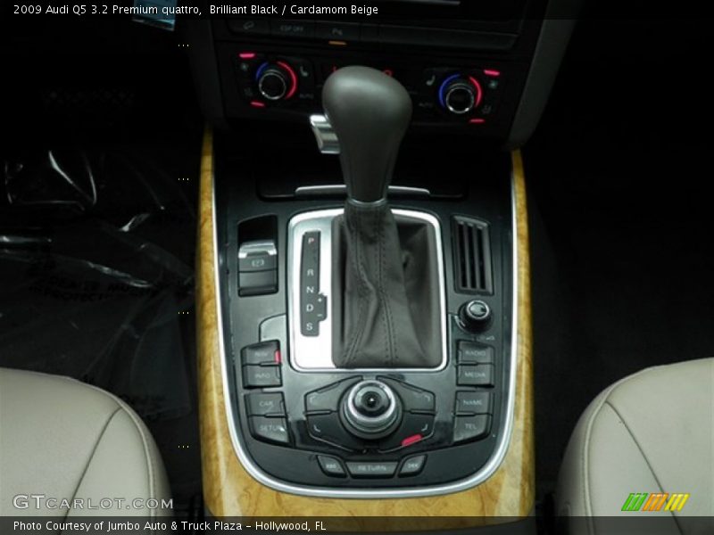 Brilliant Black / Cardamom Beige 2009 Audi Q5 3.2 Premium quattro