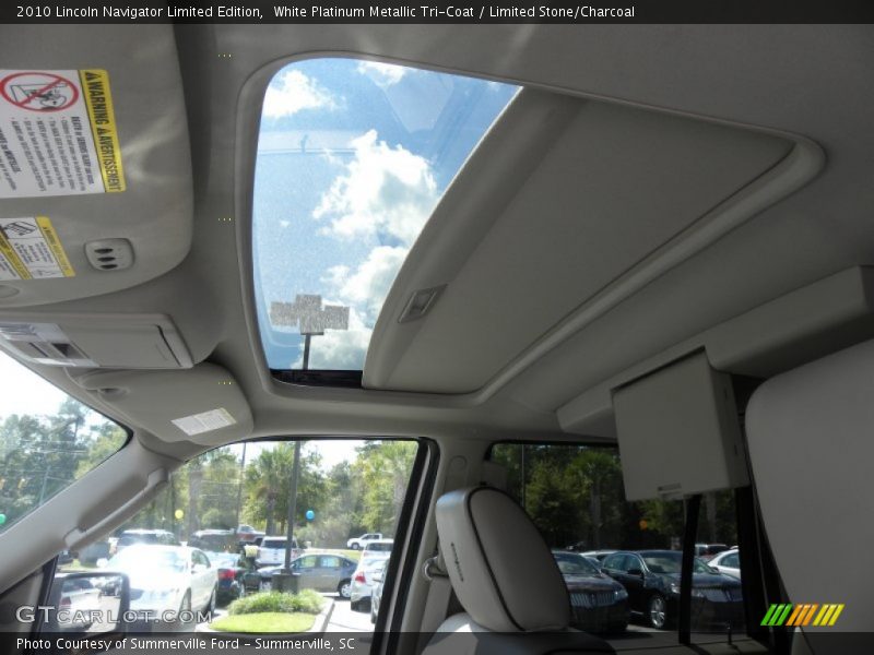 White Platinum Metallic Tri-Coat / Limited Stone/Charcoal 2010 Lincoln Navigator Limited Edition