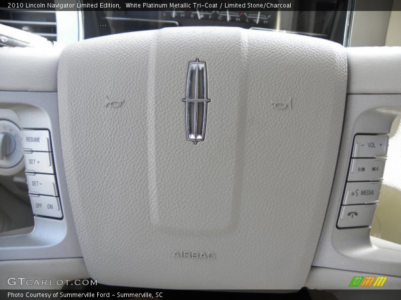 White Platinum Metallic Tri-Coat / Limited Stone/Charcoal 2010 Lincoln Navigator Limited Edition