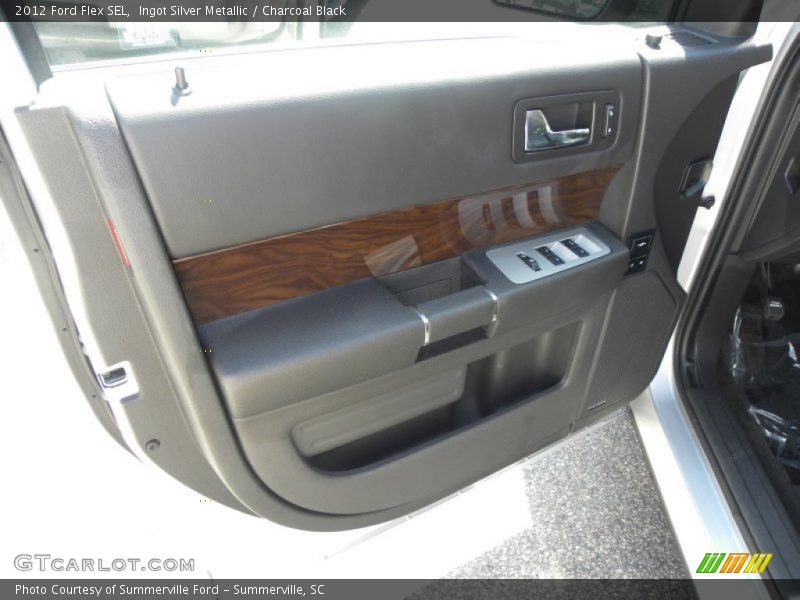 Ingot Silver Metallic / Charcoal Black 2012 Ford Flex SEL