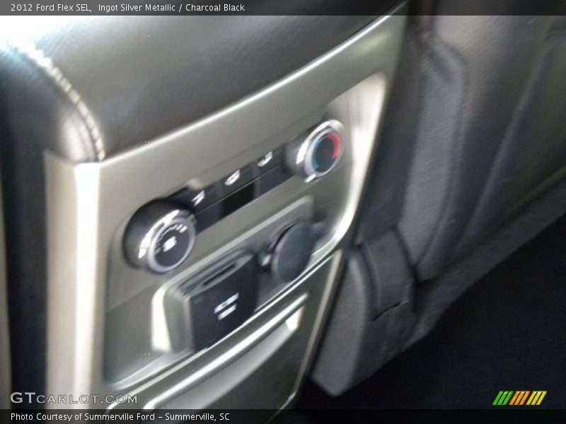 Ingot Silver Metallic / Charcoal Black 2012 Ford Flex SEL