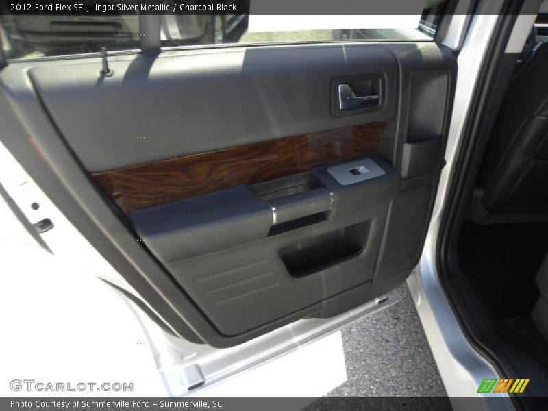 Ingot Silver Metallic / Charcoal Black 2012 Ford Flex SEL