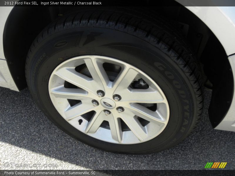 Ingot Silver Metallic / Charcoal Black 2012 Ford Flex SEL