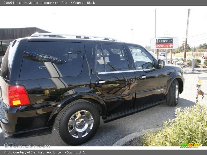 Black / Charcoal Black 2006 Lincoln Navigator Ultimate 4x4