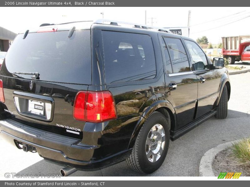 Black / Charcoal Black 2006 Lincoln Navigator Ultimate 4x4