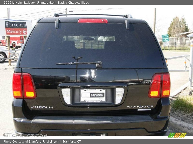 Black / Charcoal Black 2006 Lincoln Navigator Ultimate 4x4