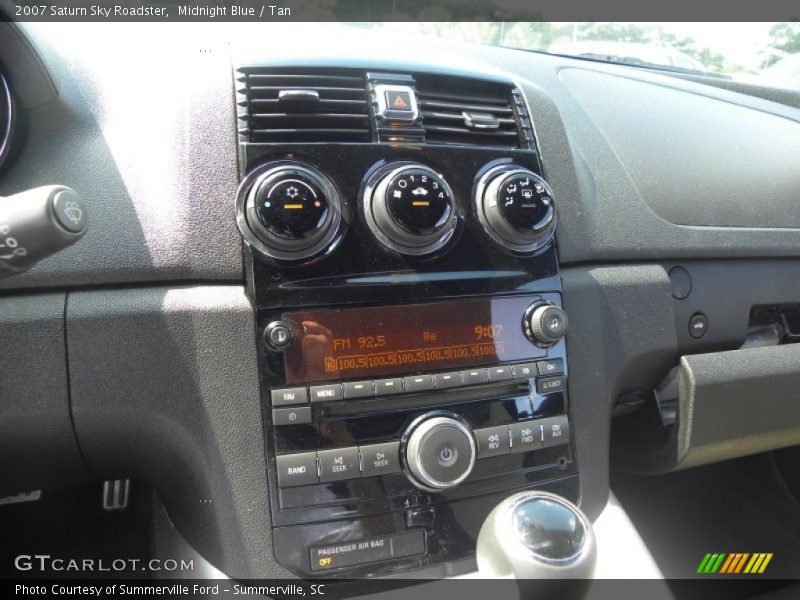 Controls of 2007 Sky Roadster