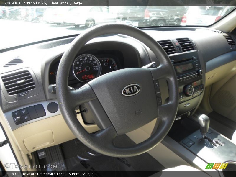 Clear White / Beige 2009 Kia Borrego LX V6