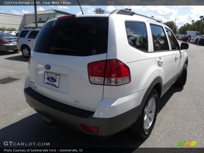 Clear White / Beige 2009 Kia Borrego LX V6
