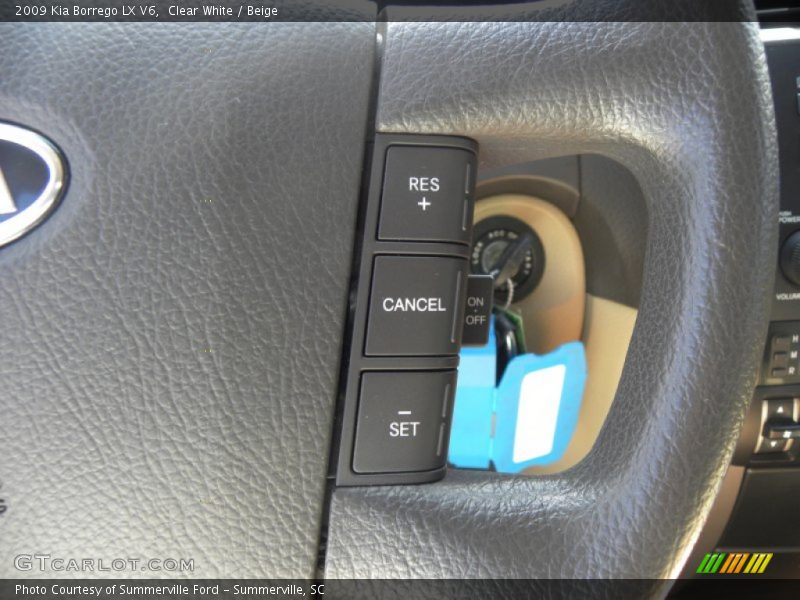 Clear White / Beige 2009 Kia Borrego LX V6