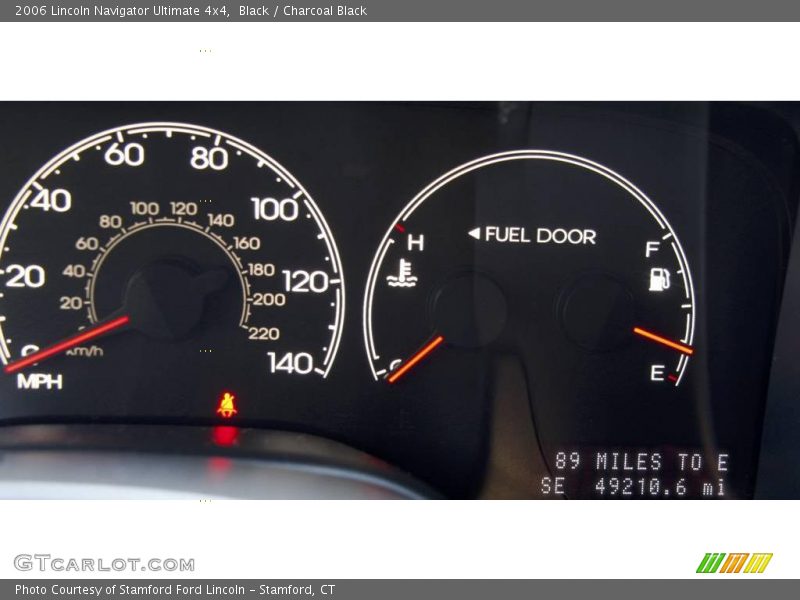 Black / Charcoal Black 2006 Lincoln Navigator Ultimate 4x4