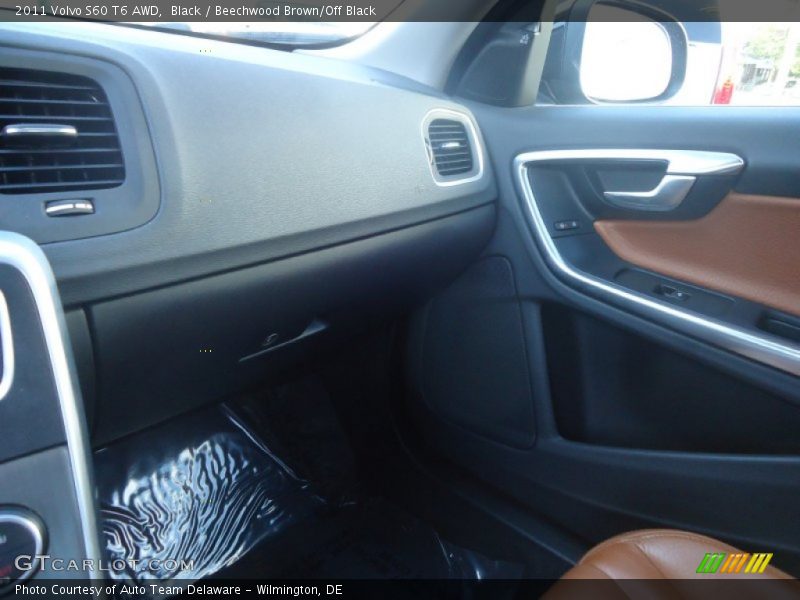 Black / Beechwood Brown/Off Black 2011 Volvo S60 T6 AWD