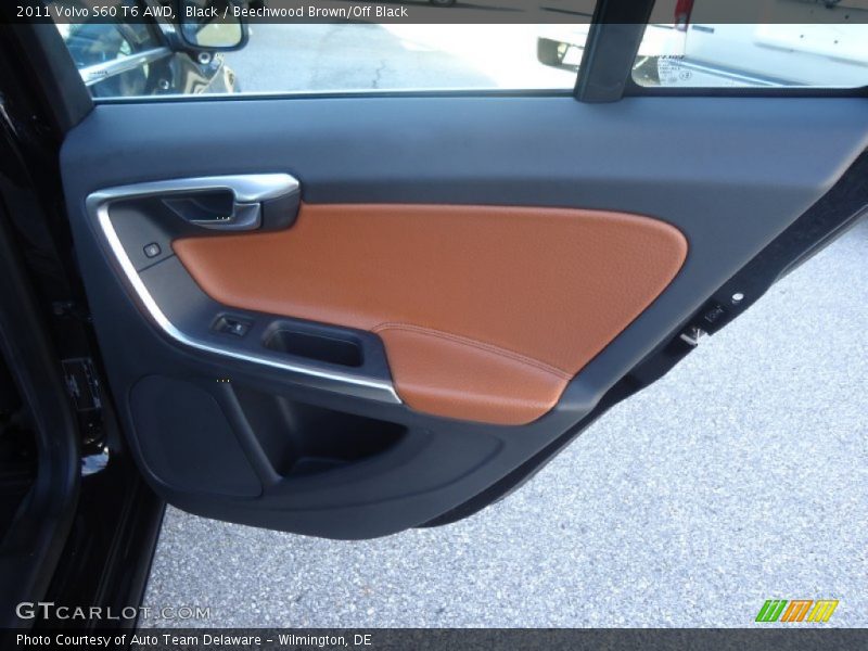 Door Panel of 2011 S60 T6 AWD