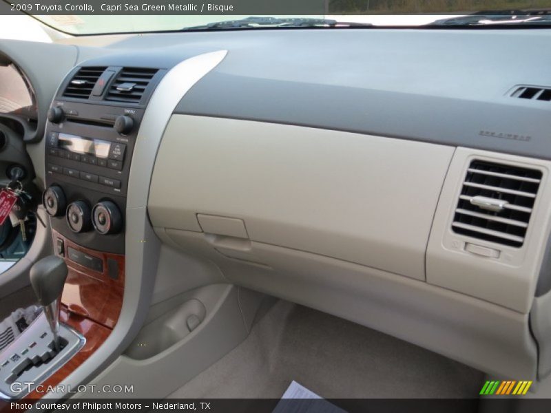 Capri Sea Green Metallic / Bisque 2009 Toyota Corolla