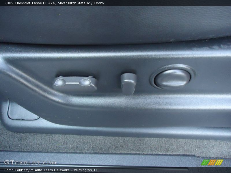 Silver Birch Metallic / Ebony 2009 Chevrolet Tahoe LT 4x4